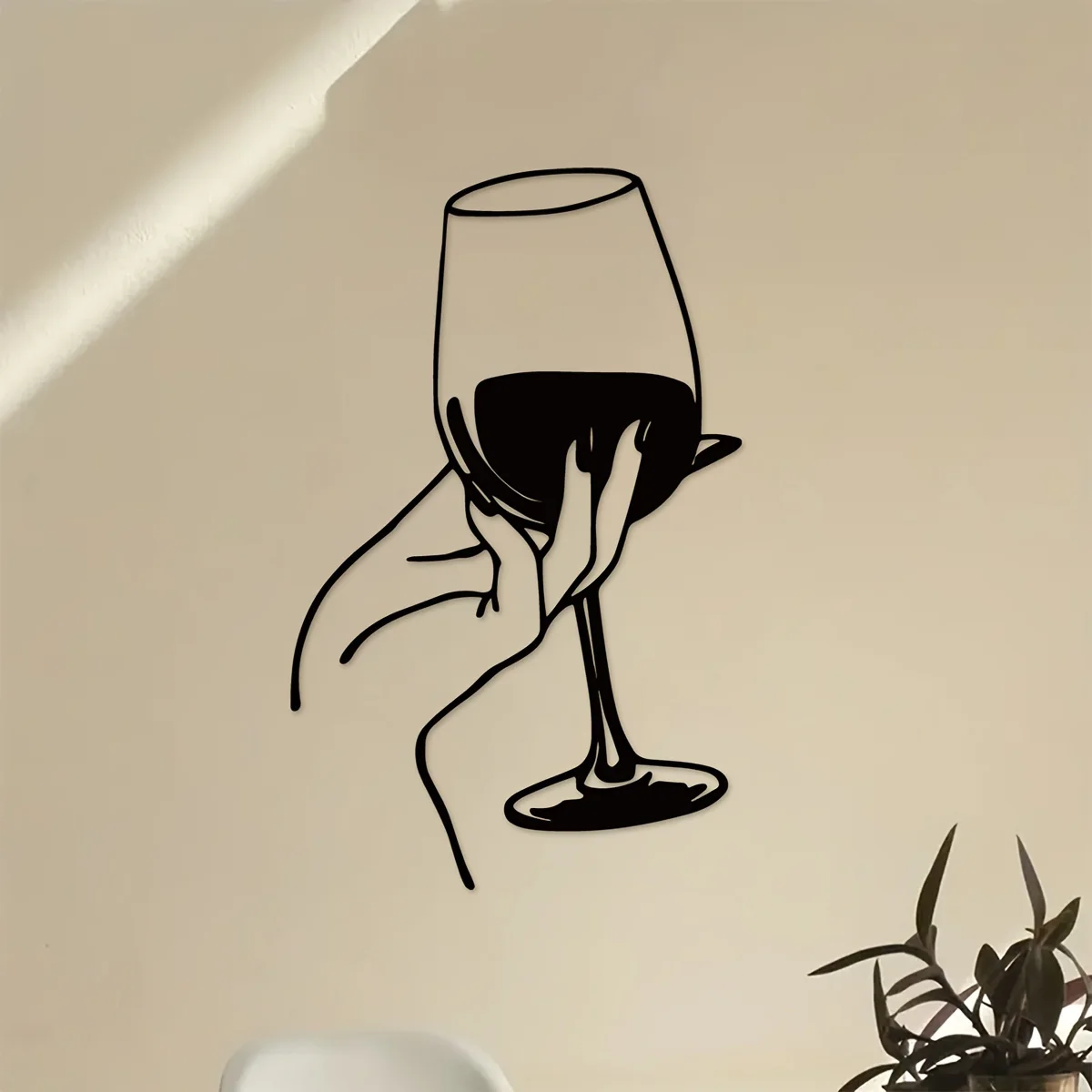 Wine Lover Lady Hand Metal Wal - Interior Design Modern avis et prix