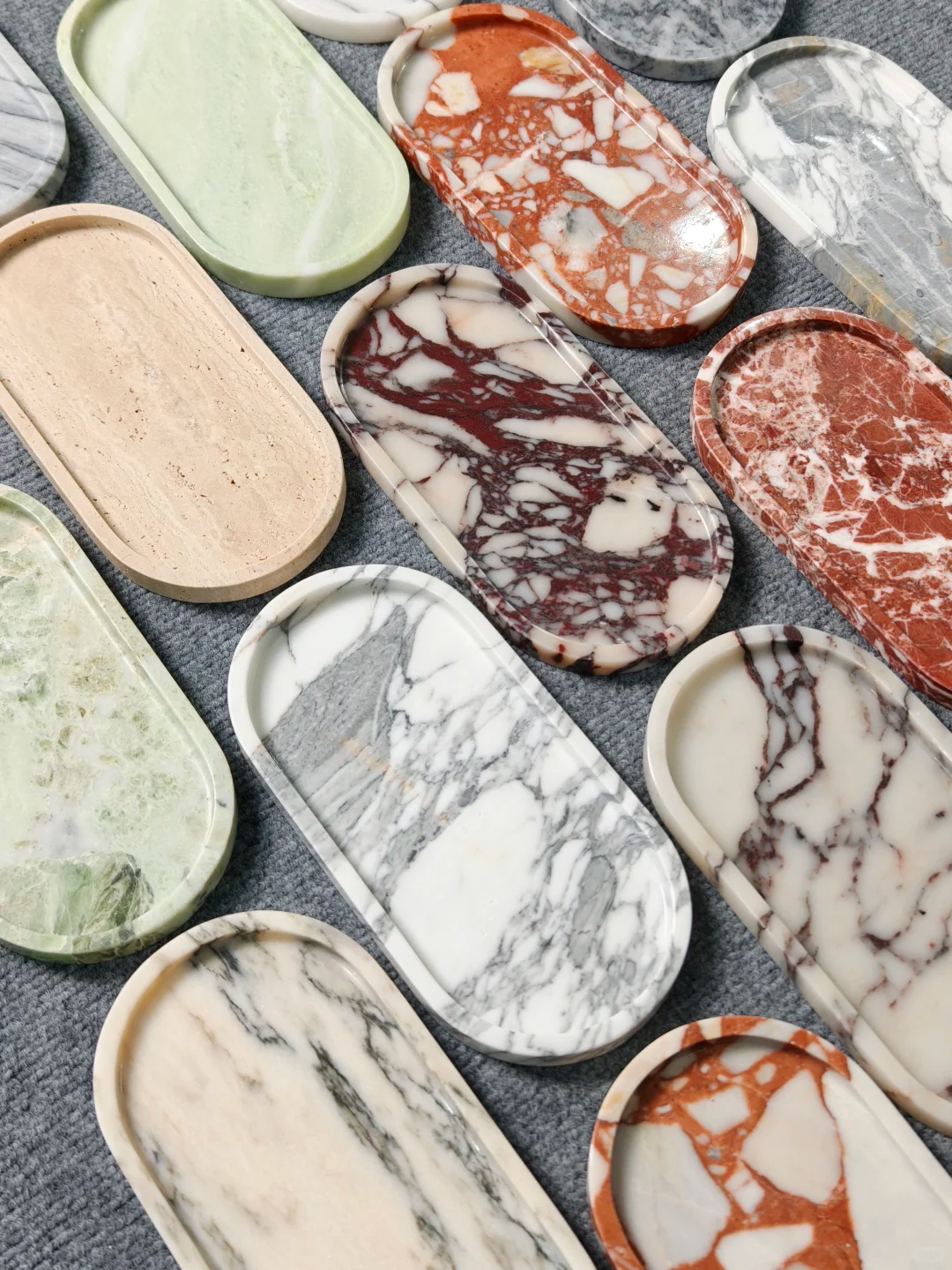 Handmade Luxurious Calacatta P - Travertine Tray Oval avis et prix